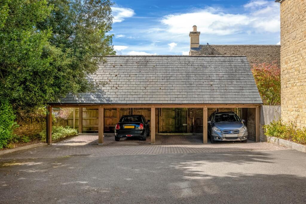 2 Kingham House External-1827-5.jpg