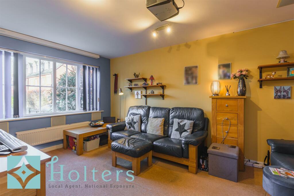 66 Dahn Drive, Ludlow-17.jpg