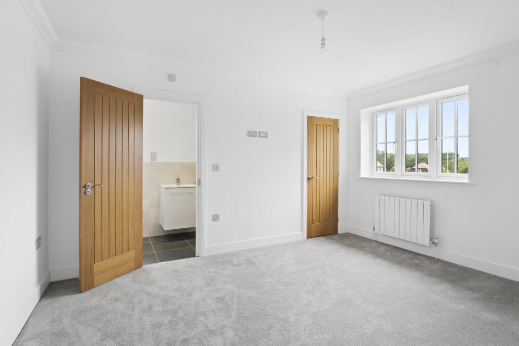 Bedroom 3 En-Suite (P1)