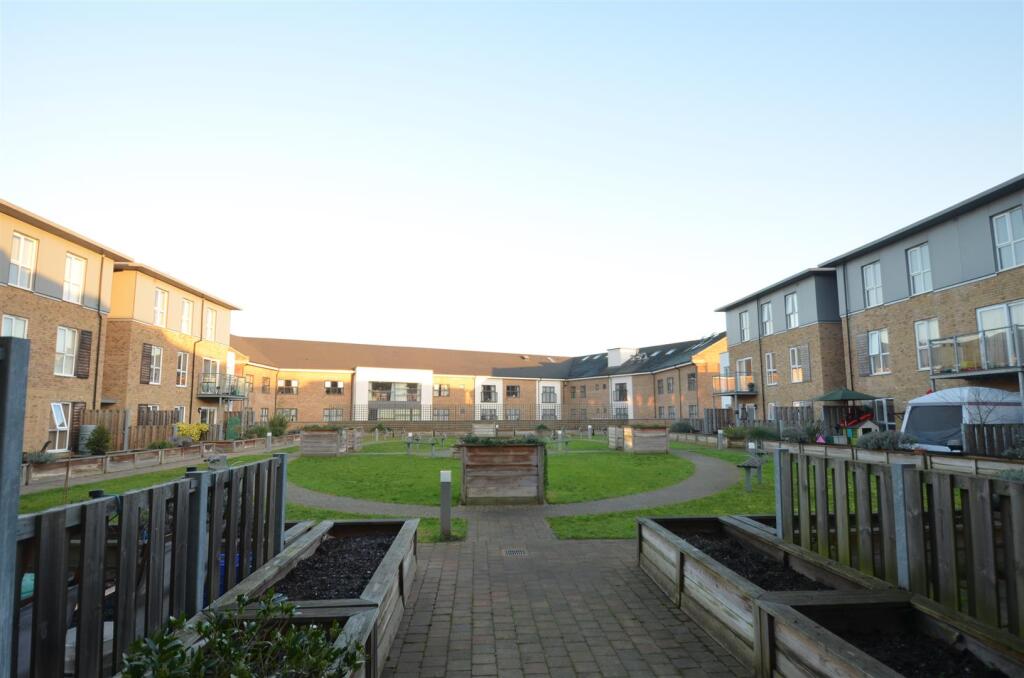 Communal Roof Gardens