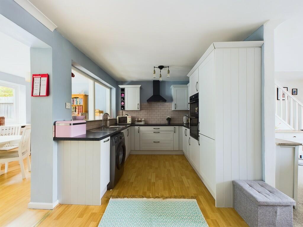 CAM03522G0-PR0161...