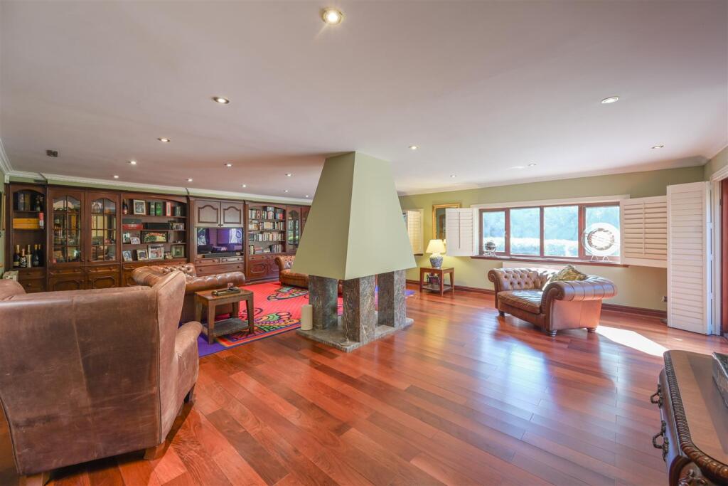 Court Manor (26 of 60).jpg