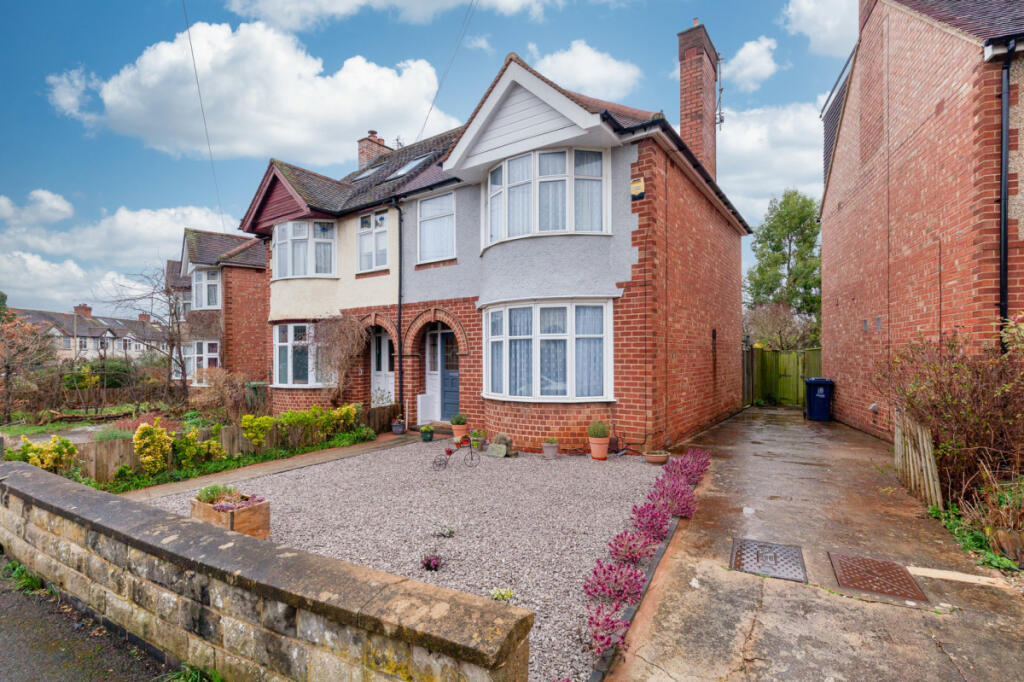 Courtland Road, Iffley Borders