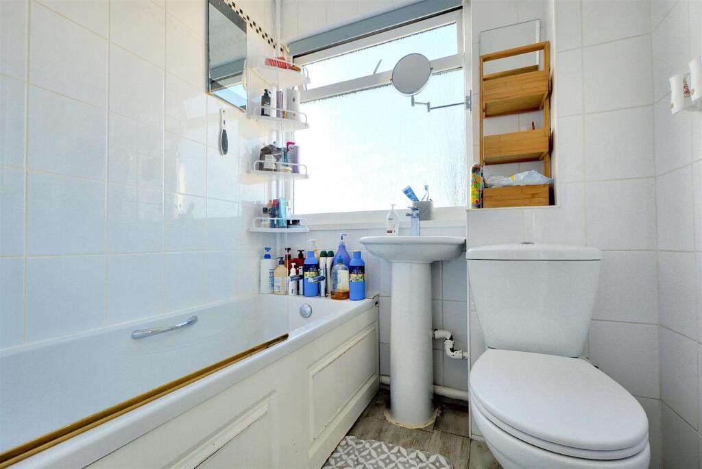 Bathroom.jpeg