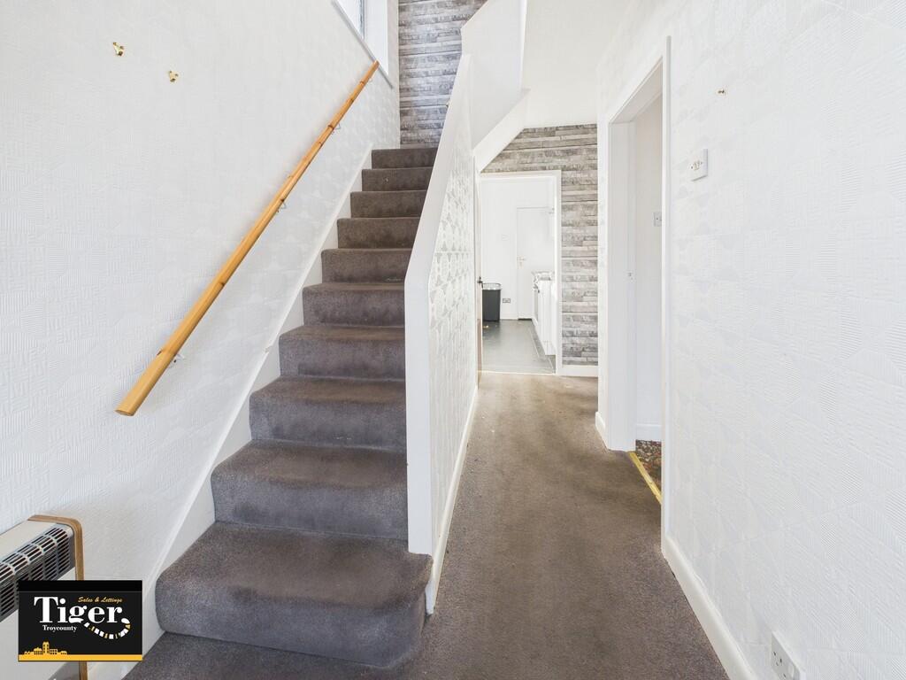 CAM02176G0-PR0768...