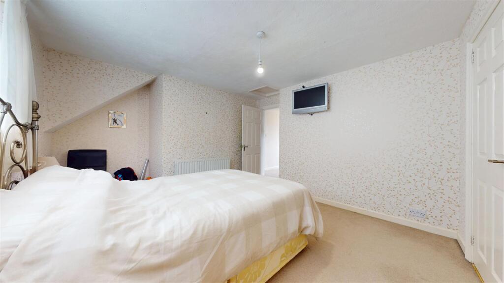 Stuart Crescent Bedroom