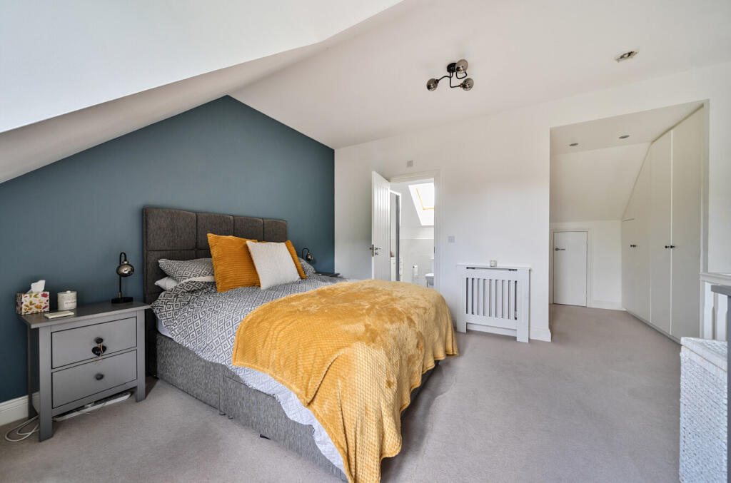 34-681c96fdab5b7-...