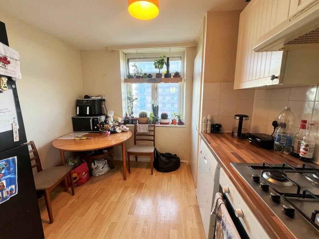 Kitchen diner 2