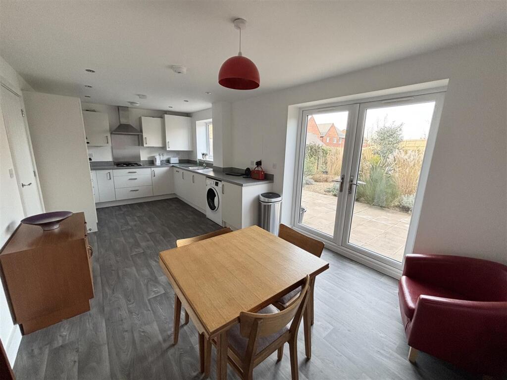 Kitchen Diner