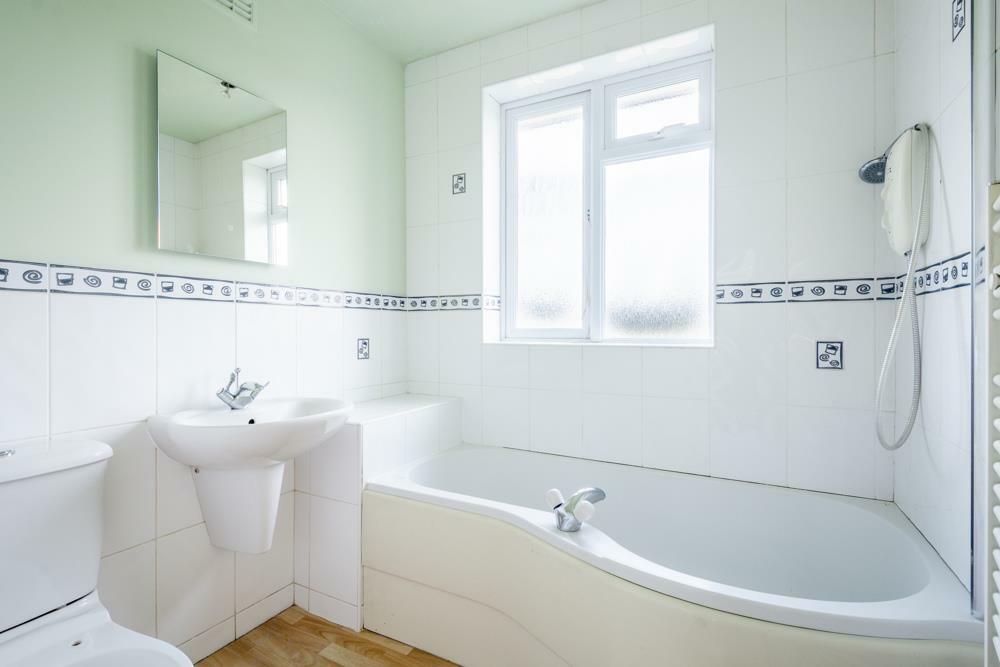 51 Holcombe Close BA2 6UP-12.jpg