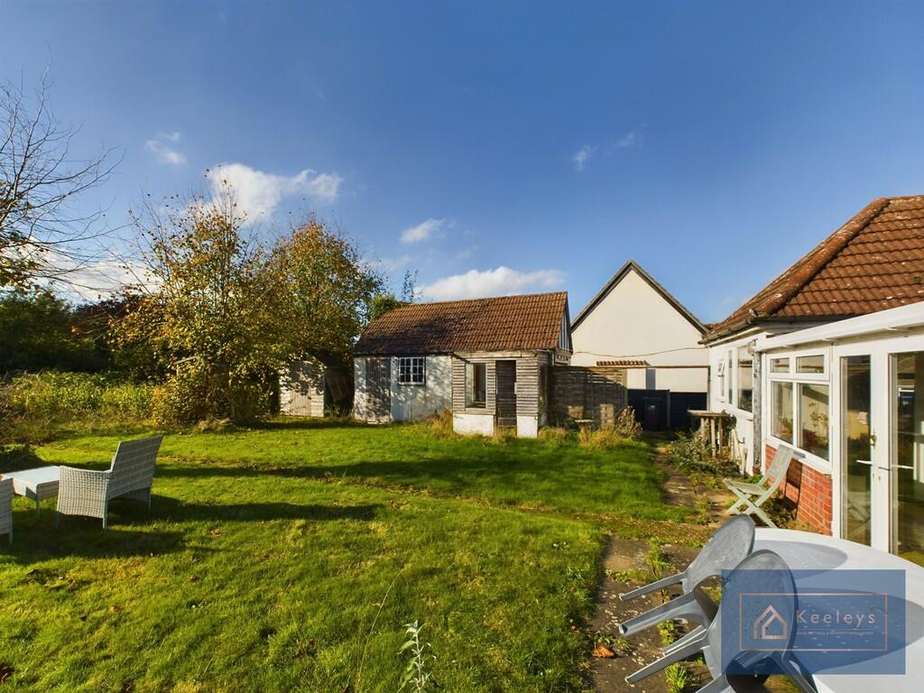 Back garden/Build...