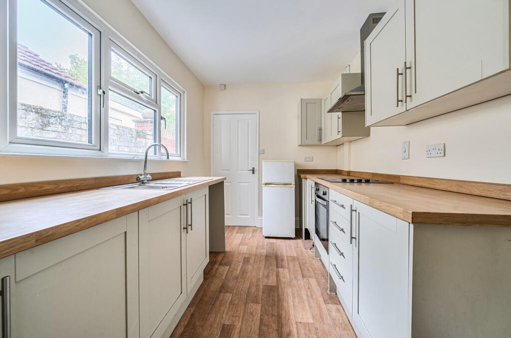 1359779-5-68dced7...