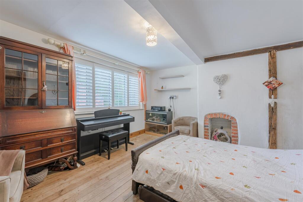 111 Limby Hall Lane, Swannington