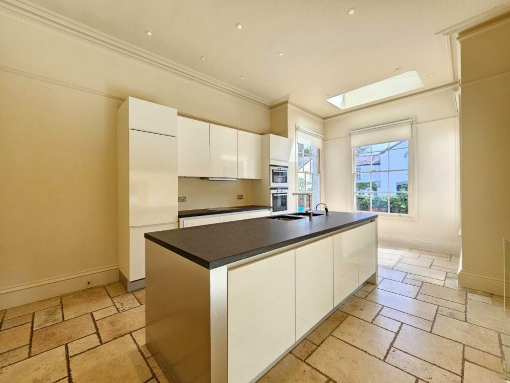 Breakfast Kitchen