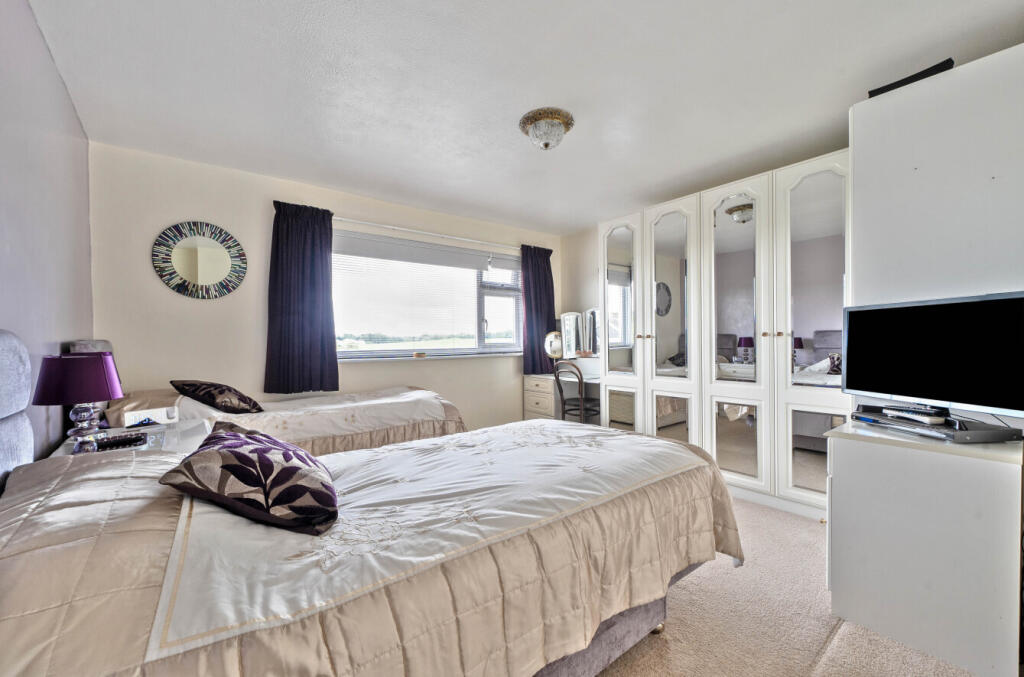 1303915-10-6841a1...