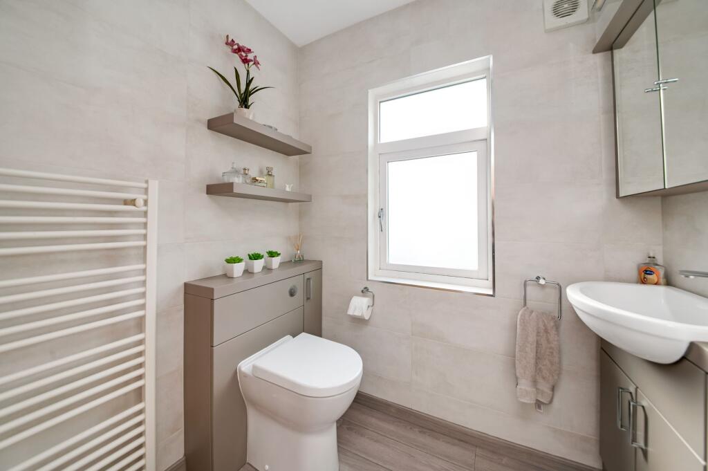 BEDROOM ONE EN SUITE