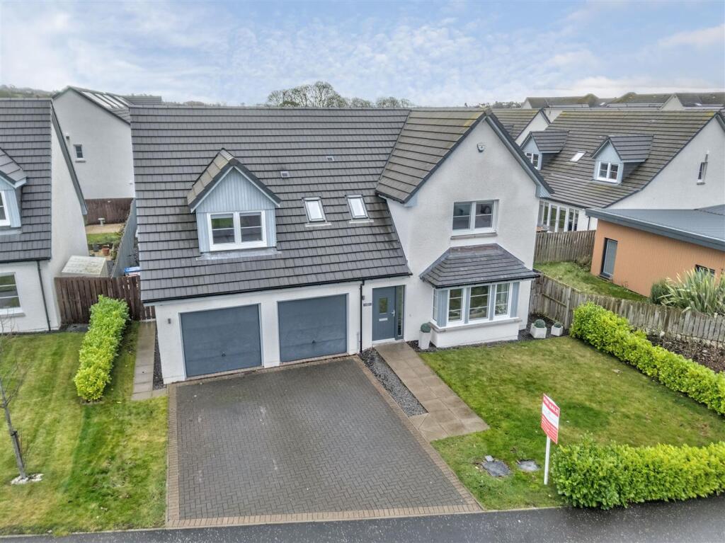 12 Mona Crescent BF-30.JPG