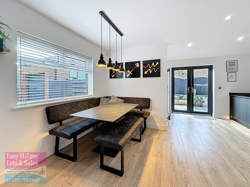 Kitchen/Dining Ro...