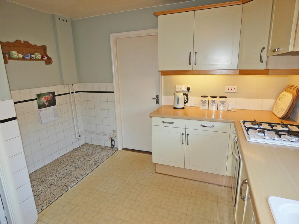 2283kitchen4.jpg