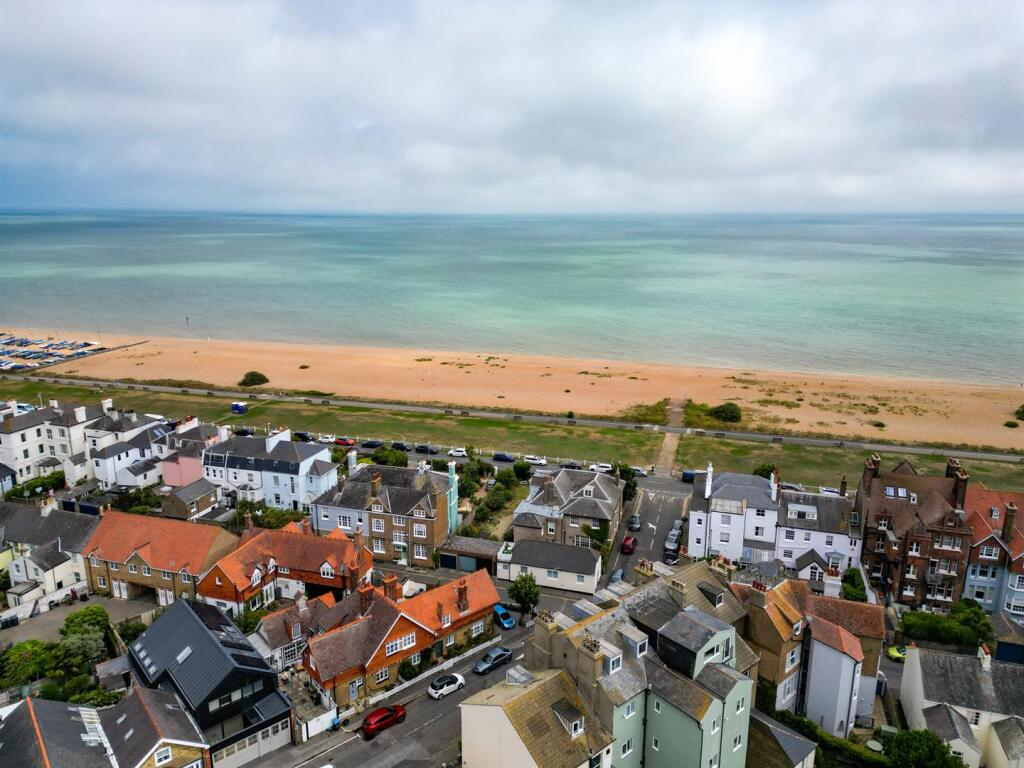 The Coach House 18.jpg