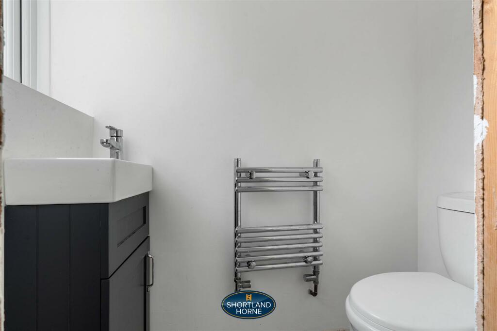 101 Canley Rd (15 of 26).jpg