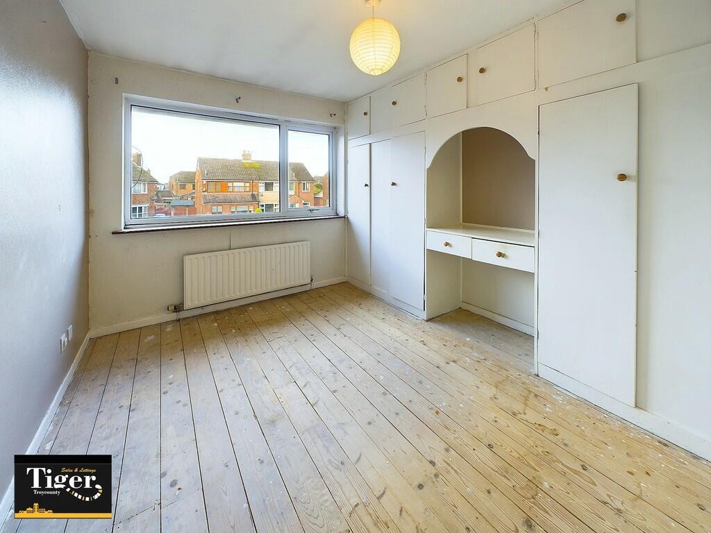 CAM02176G0-PR0415...