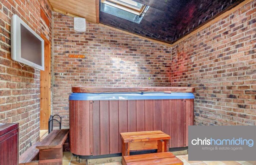 Screenshot 2023-10-02 221102.jpg