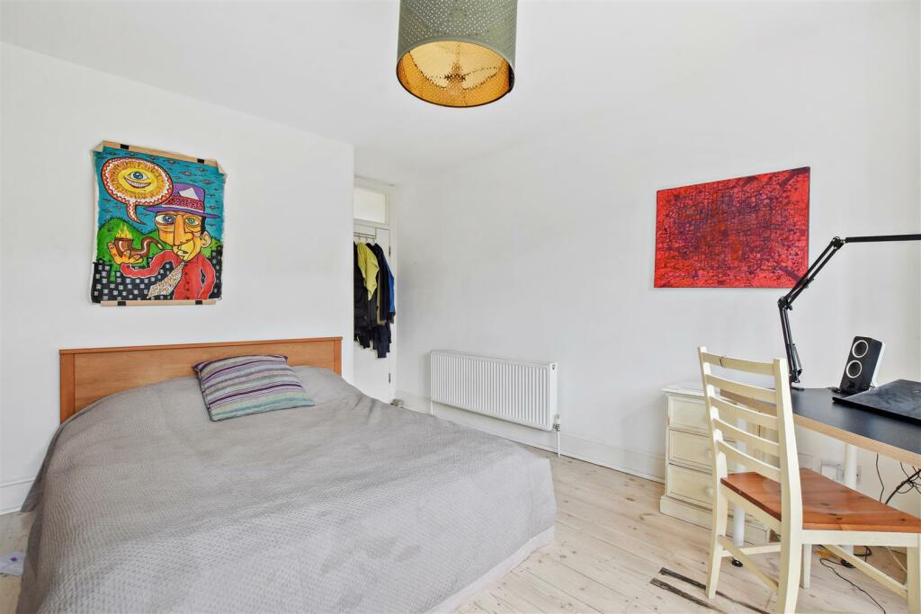 05-1499GCWT - GFF 14 Radcliffe Ave - Bedroom 4 -Or