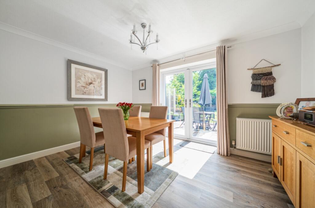 1-1300094-22-6838c7c127932-ARWc (10)