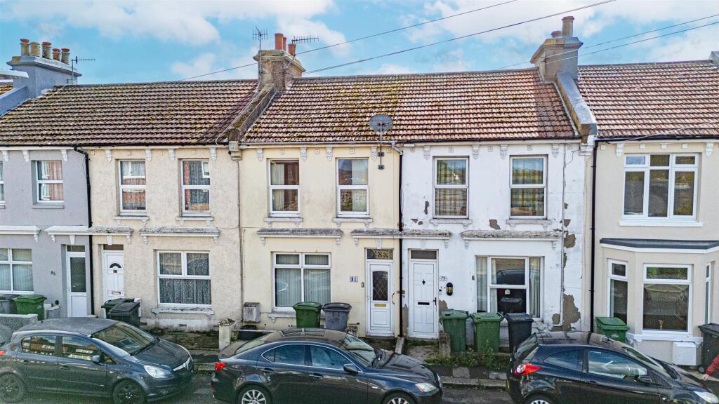 Eight Acre Lane, Three Oaks, Hastings