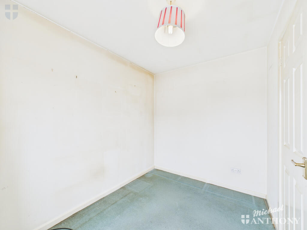 CAM03218G0-PR0744-STILL002