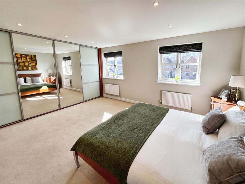 4996fa31-Bedroom 20One.jpg