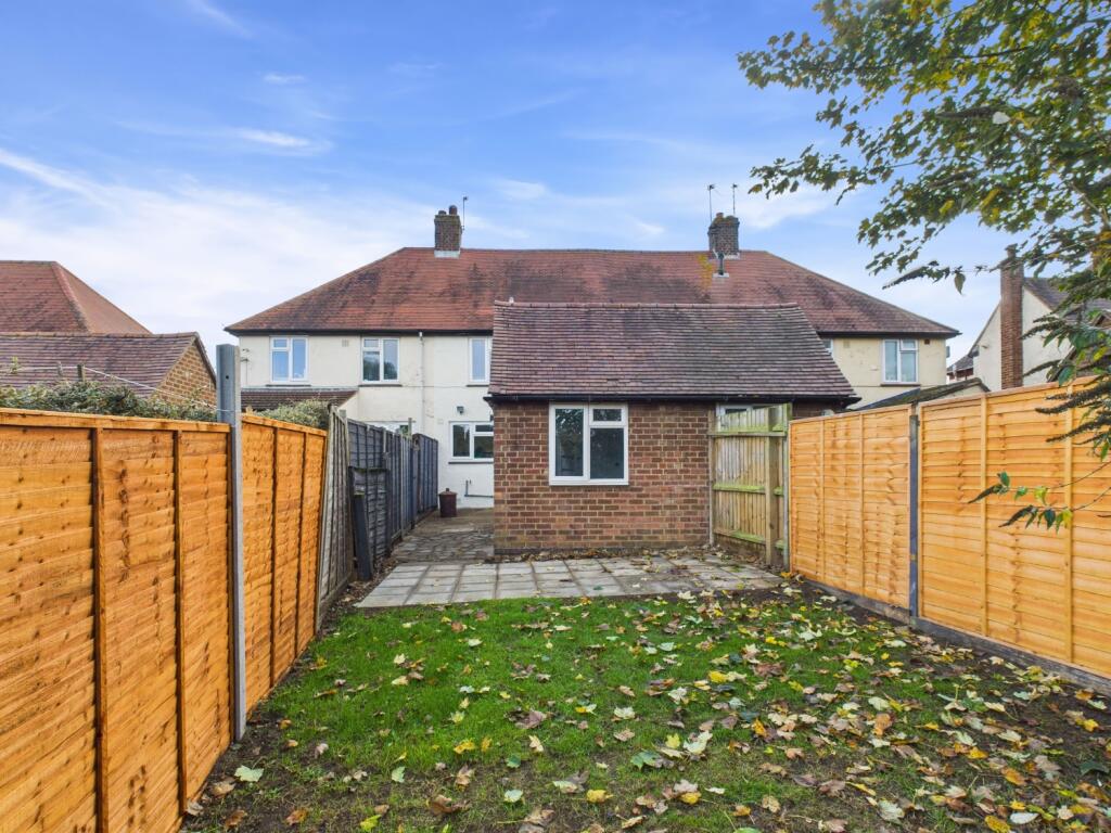 CAM04922G0-PR0082-STILL015