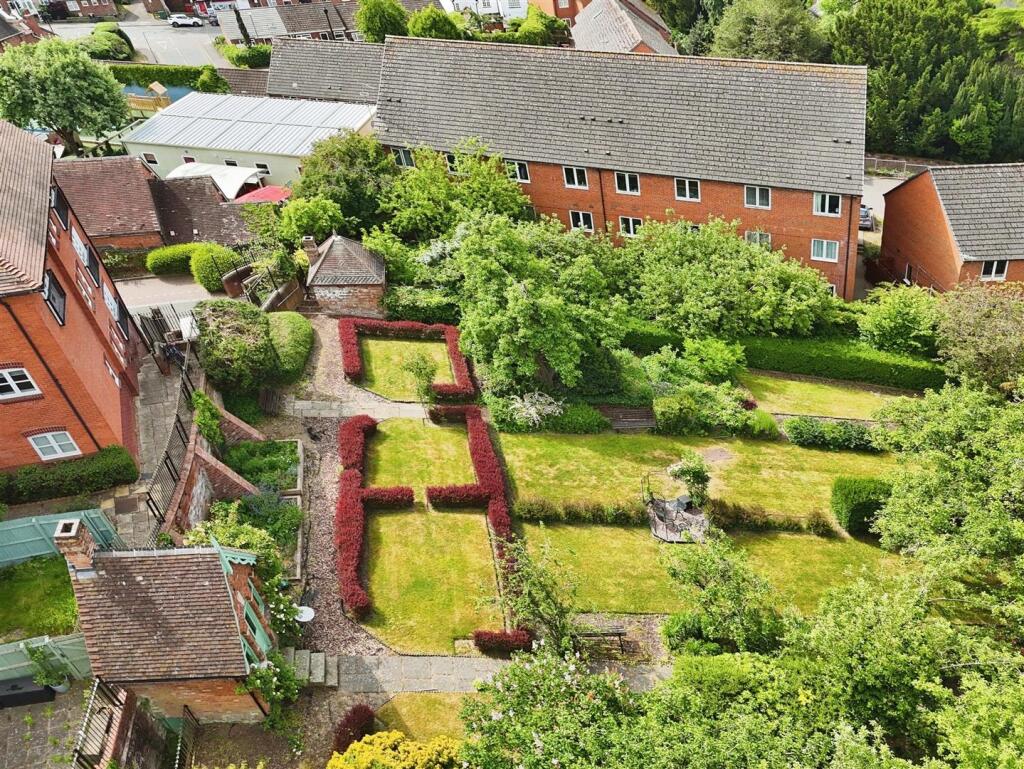 22bc3de2--4CDA-BFFC-07B2B18691E4-73789-0000177F86A