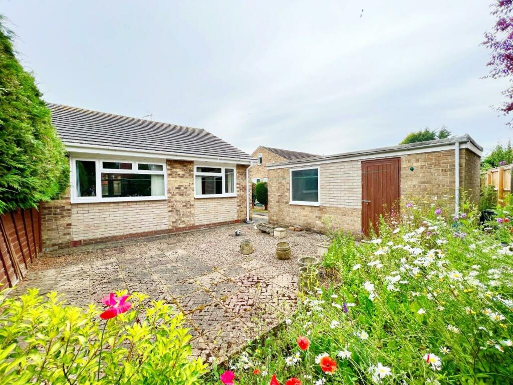 Rear Garden pic 4.jpg
