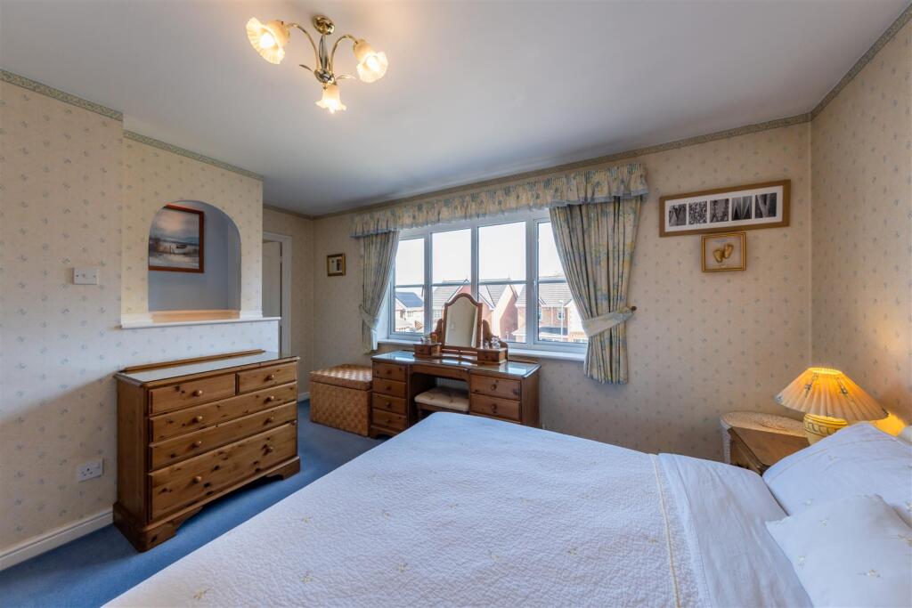 10 Knightsbridge Avenue-017.jpg