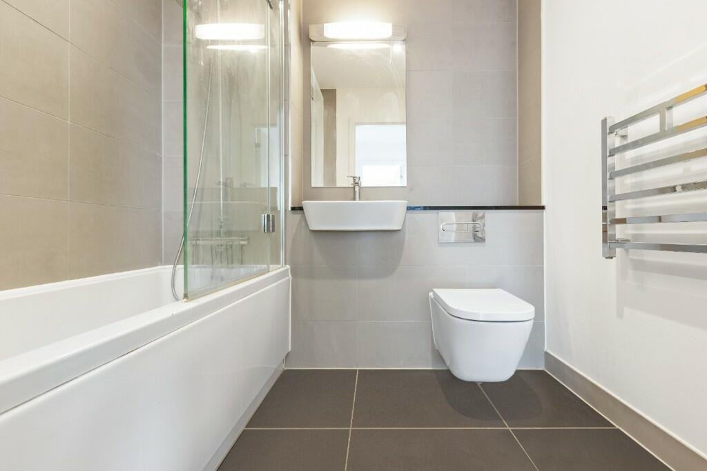 Bathroom 2 