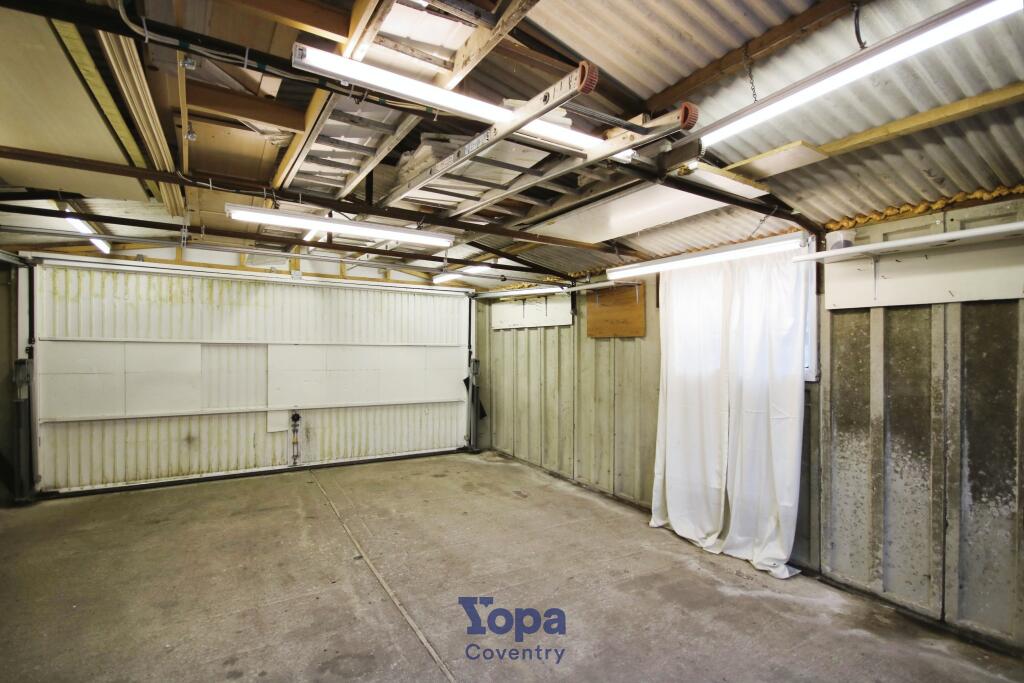 2e746e05-Double 20Garage.JPG