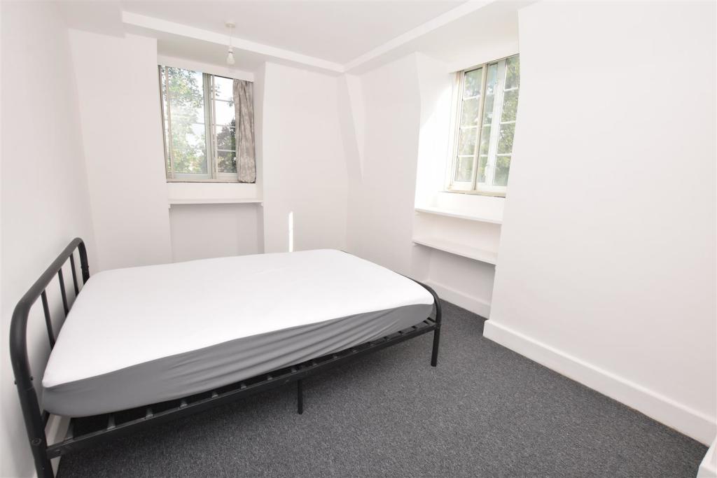 Bedroom.jpg