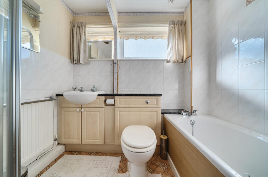 1343821-12-68a6ef...