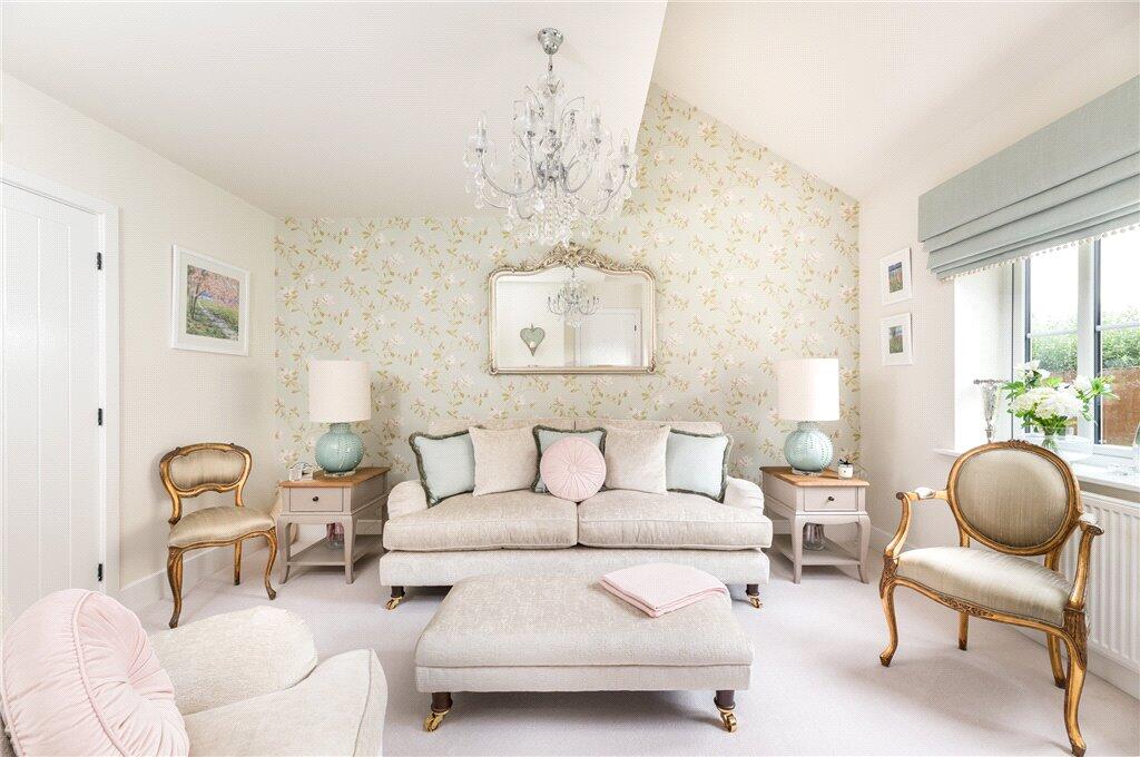 Family/Bedroom