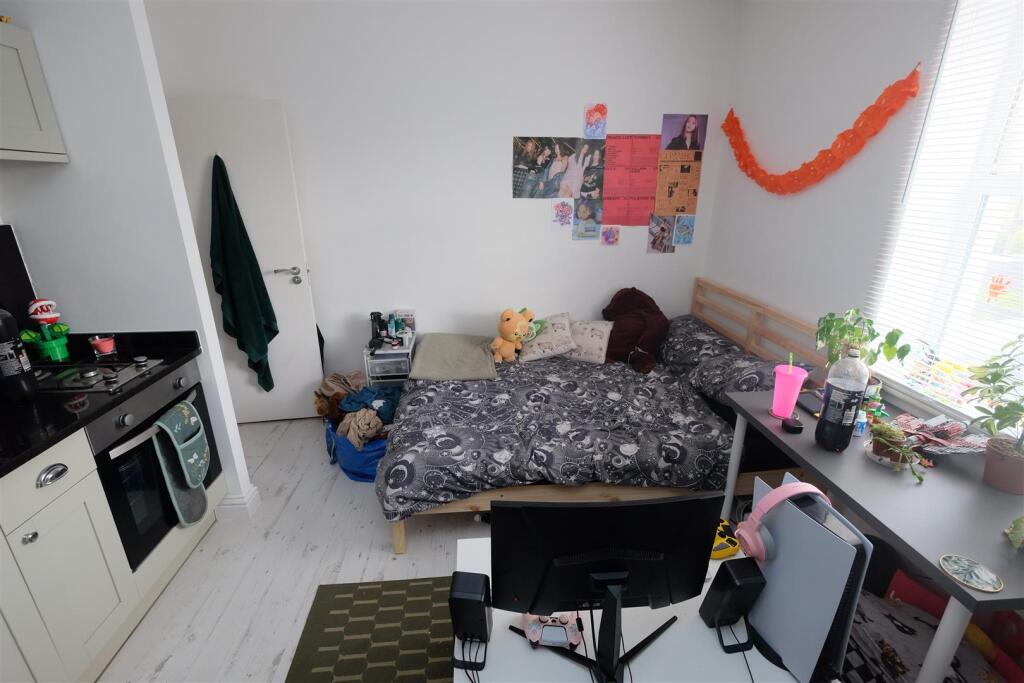 209 Gloucester Road, Gloucester Road, Bristol BS7 