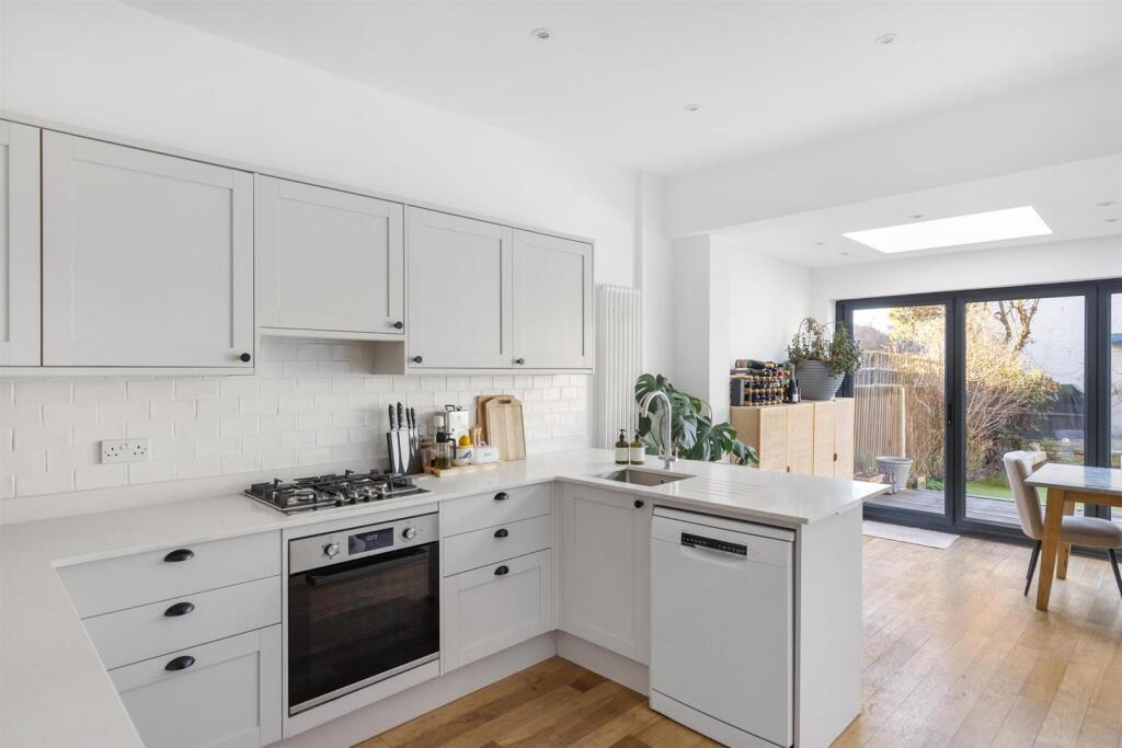 Bridgford Street, Earlsfield, London, SW18