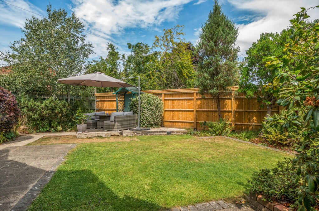 1317306-2-6863e07...