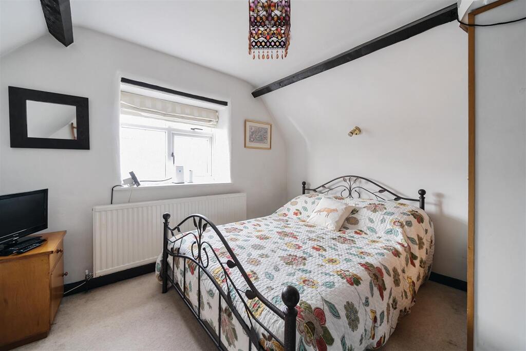 Walnut Tree Cottage, 35-36 Tathall End, Hanslope (