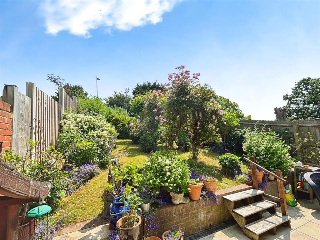 539dd740-Photo 206-13-25 2C 2013 2034 2022.jpg