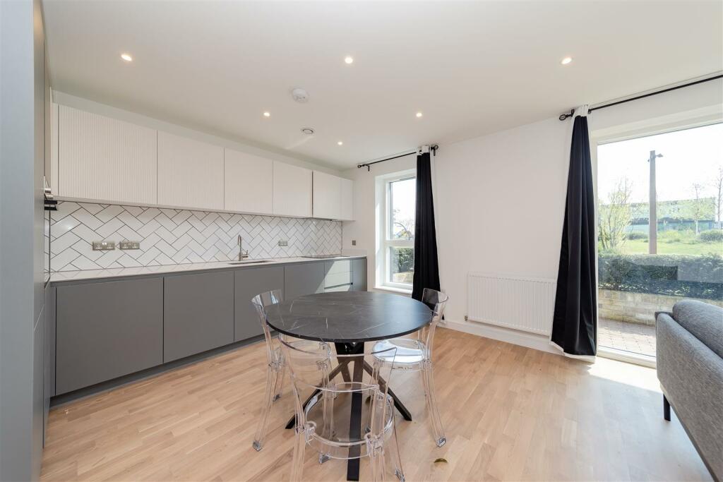 Kitchen:Dining area  .jpg