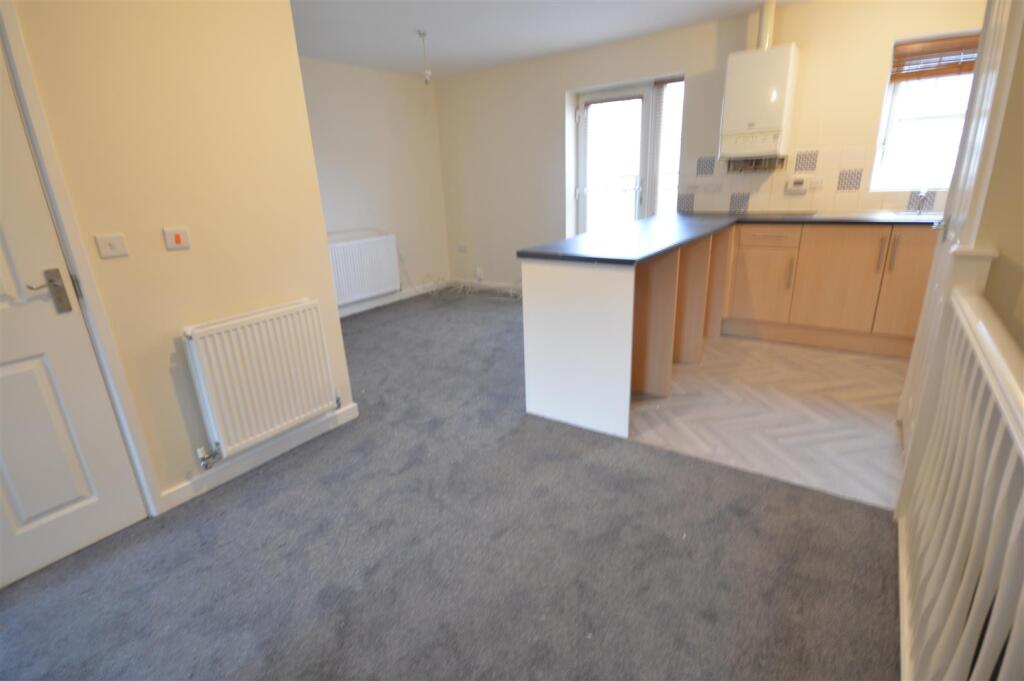 kitchen/living space