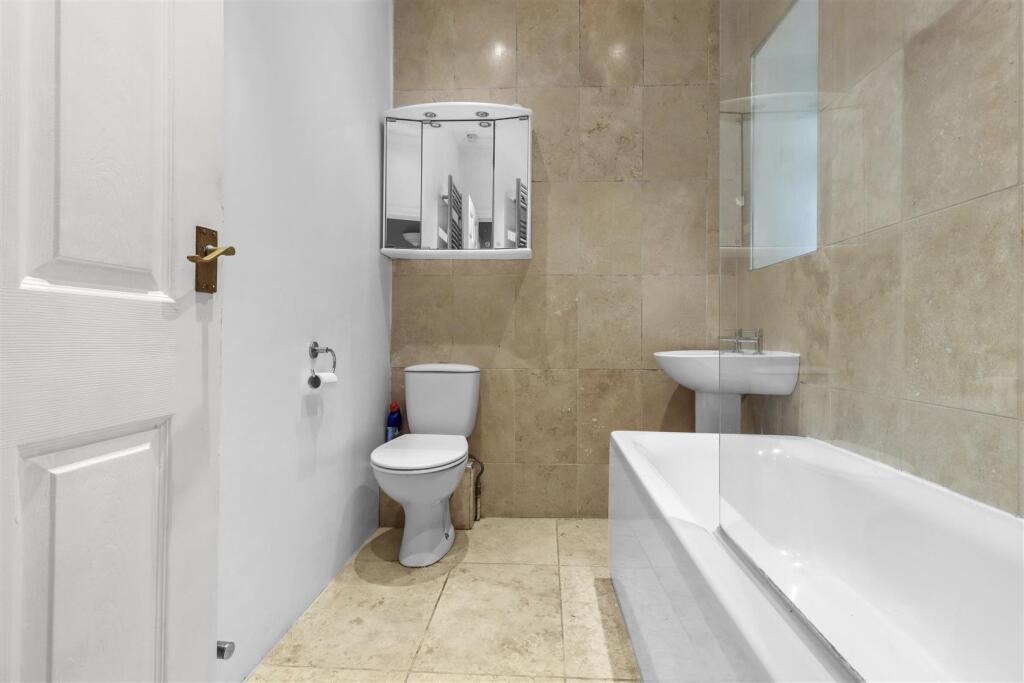 bathroom #2.jpg