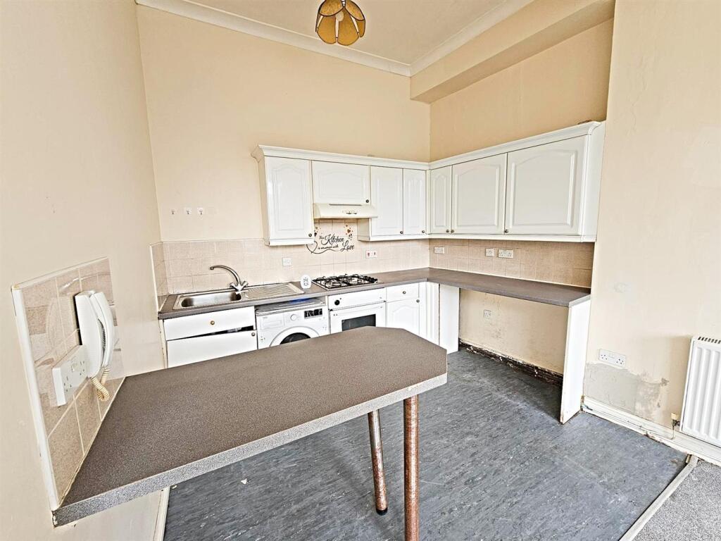 Living/Kitchen